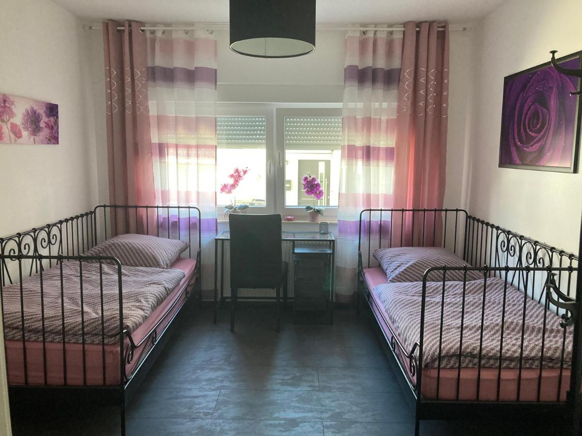 Frisch Sanierte, Moderne Eigentumswohnung Solingen Bagian luar foto