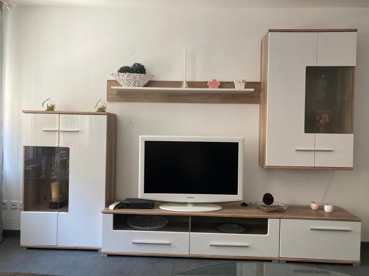 Frisch Sanierte, Moderne Eigentumswohnung Solingen Bagian luar foto